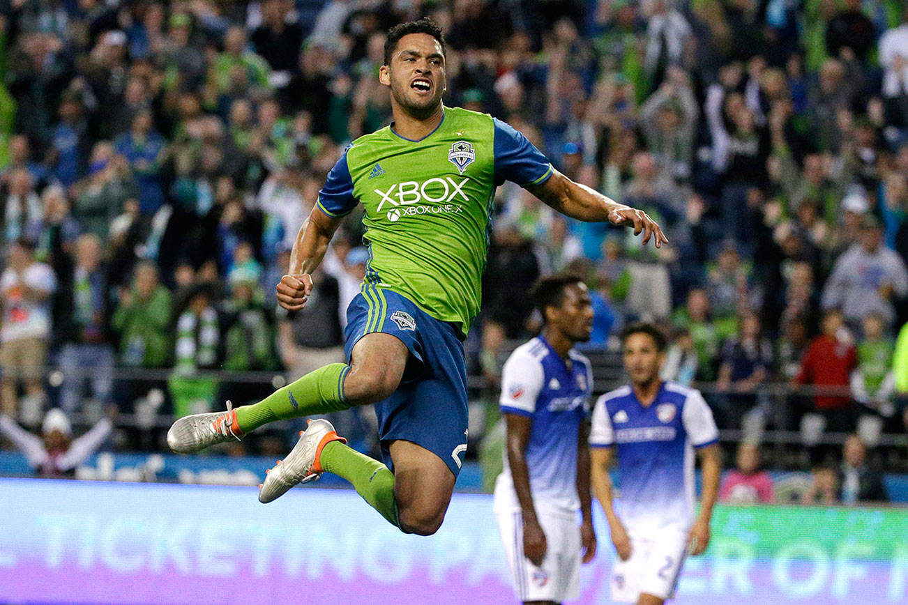 Neagle making fourth stint with Sounders a memorable one