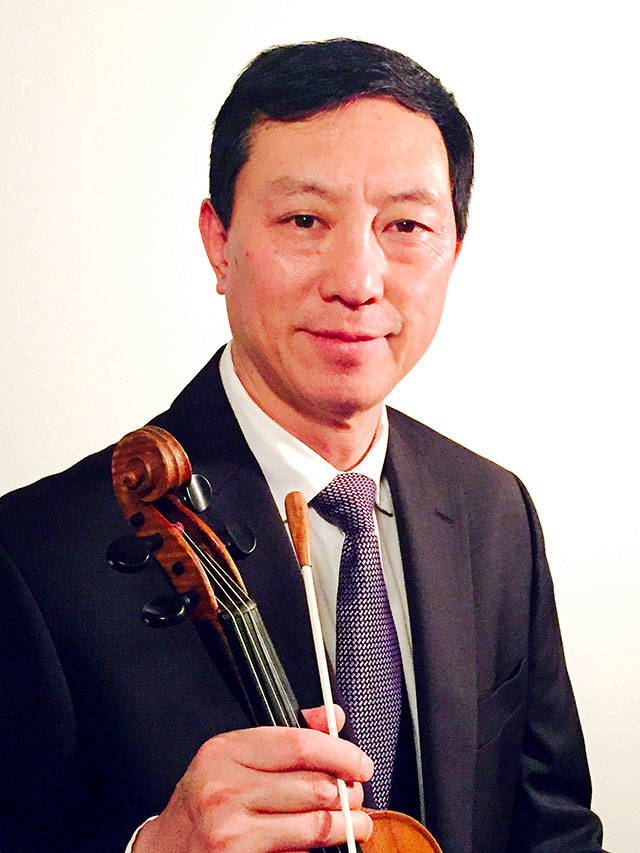 Fred Chu conducts the Pacifica Chamber Orchestra.