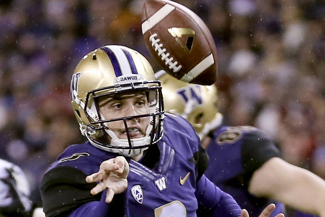 Huskies headed to Fiesta Bowl