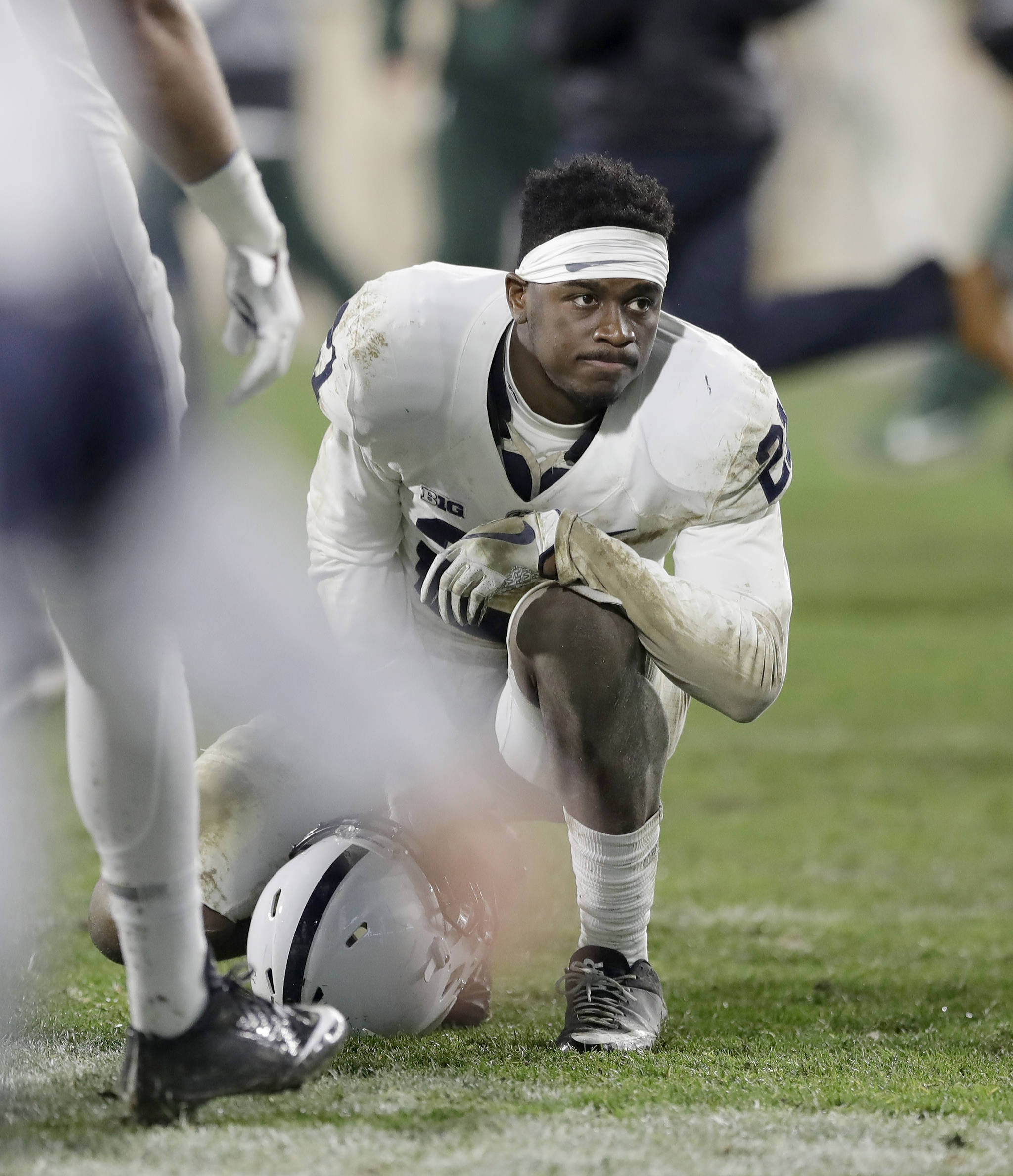 Carlos Osorio / Associated Press                                Amani Oruwariye (21) is among a trio of Penn State defensive backs who are ranked in the top 100 in the nation in passes defensed.