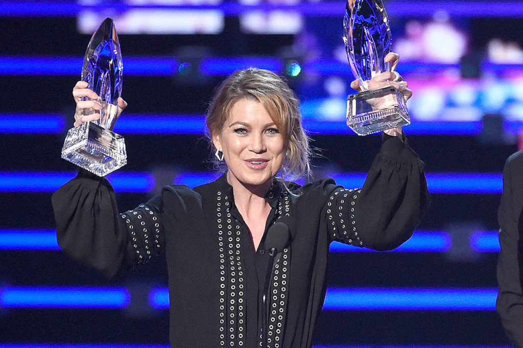 In an interview Wednesday with the Hollywood Reporter, Ellen Pompeo — seen here accepting the award for Favorite Network TV Drama for “Grey’s Anatomy” at the 2016 People’s Choice Awards — spoke about persisting inequities in the entertainment industry. (Photo by Chris Pizzello/Invision/AP)
