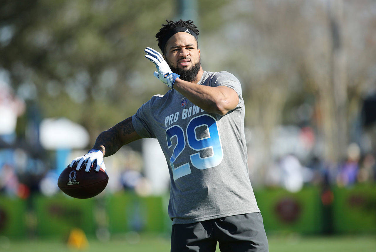 Seahawks free safety Earl Thomas prepares to throw a pass during Pro Bowl practice on Jan. 24, 2018, in Kissimmee, Fla. (AP Photo/Gregory Payan)