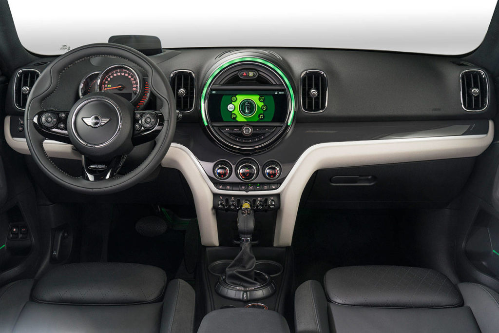 The 2018 Mini Cooper S E Countryman All4 has an extremely well-made interior with an interesting assortment of toggle switches and circular features. (Manufacturer photo)
