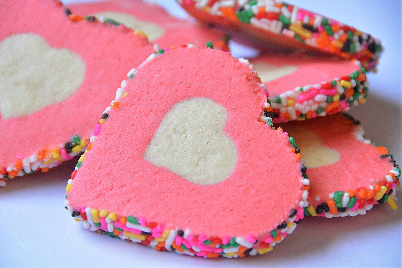 Make these mini Valentine desserts for your sweetheart