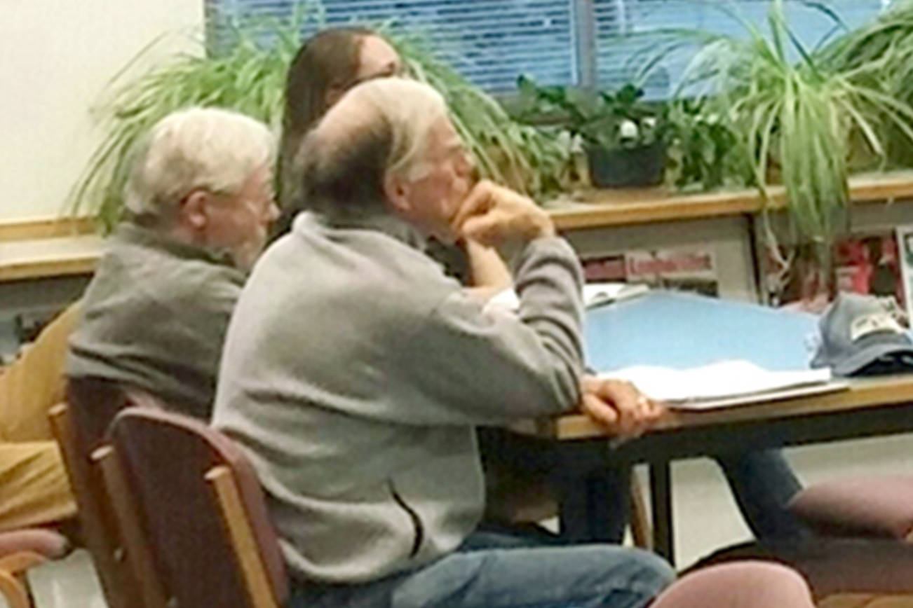 Everett coaches reaching out to teens about dating violence