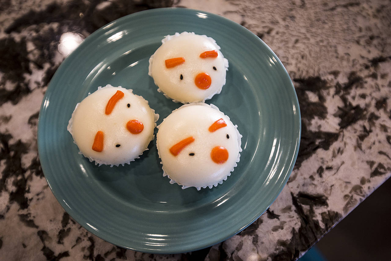 Piggy bun dumplings from Fashion Dim Sum in Edmonds. (Ian Terry / The Herald)