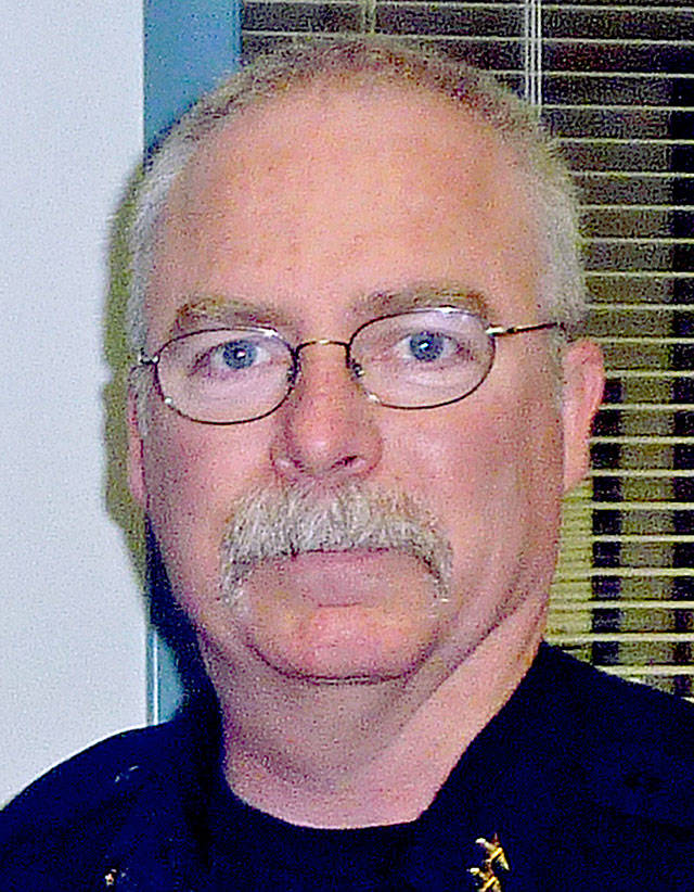 Lake Stevens pays former police commander $400,000