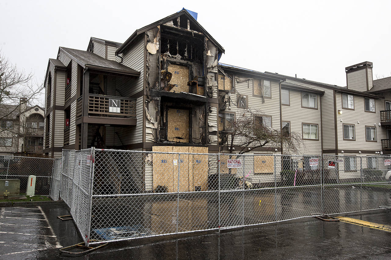 Investigators have not found the cause of an apartment that burned Jan. 29 at Olin Fields Apartments in Everett. (Ian Terry / Herald file)