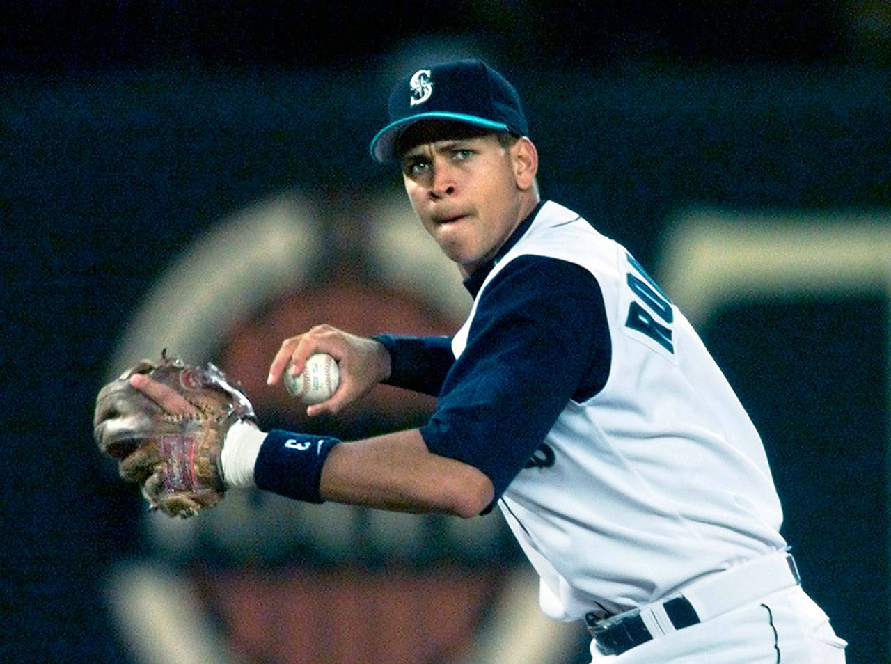 Seattle shortstop Alex Rodriguez makes a throw to first during the Mariners’ game against the Chicago White Sox on August 9, 1999. (Byandy Rogers)
