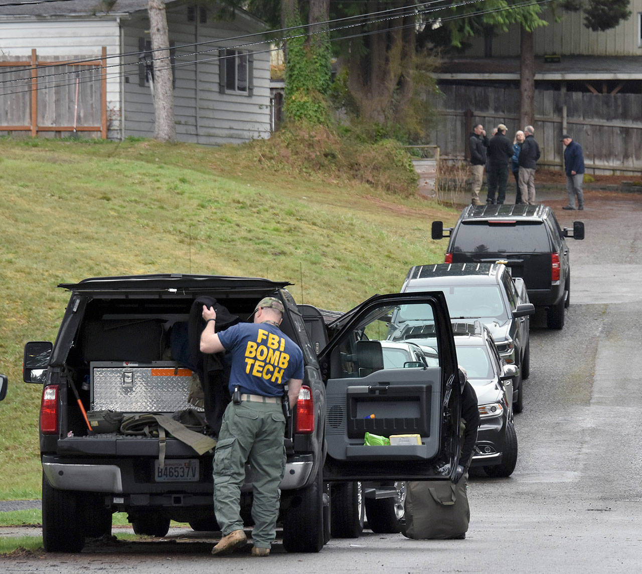 Bomb technicians were investigating the home of a south Everett man Tuesday after he allegedly mailed potential bombs to the White House, CIA, FBI headquarters and military installations in Virginia and Washington, D.C. (Caleb Hutton / The Herald)