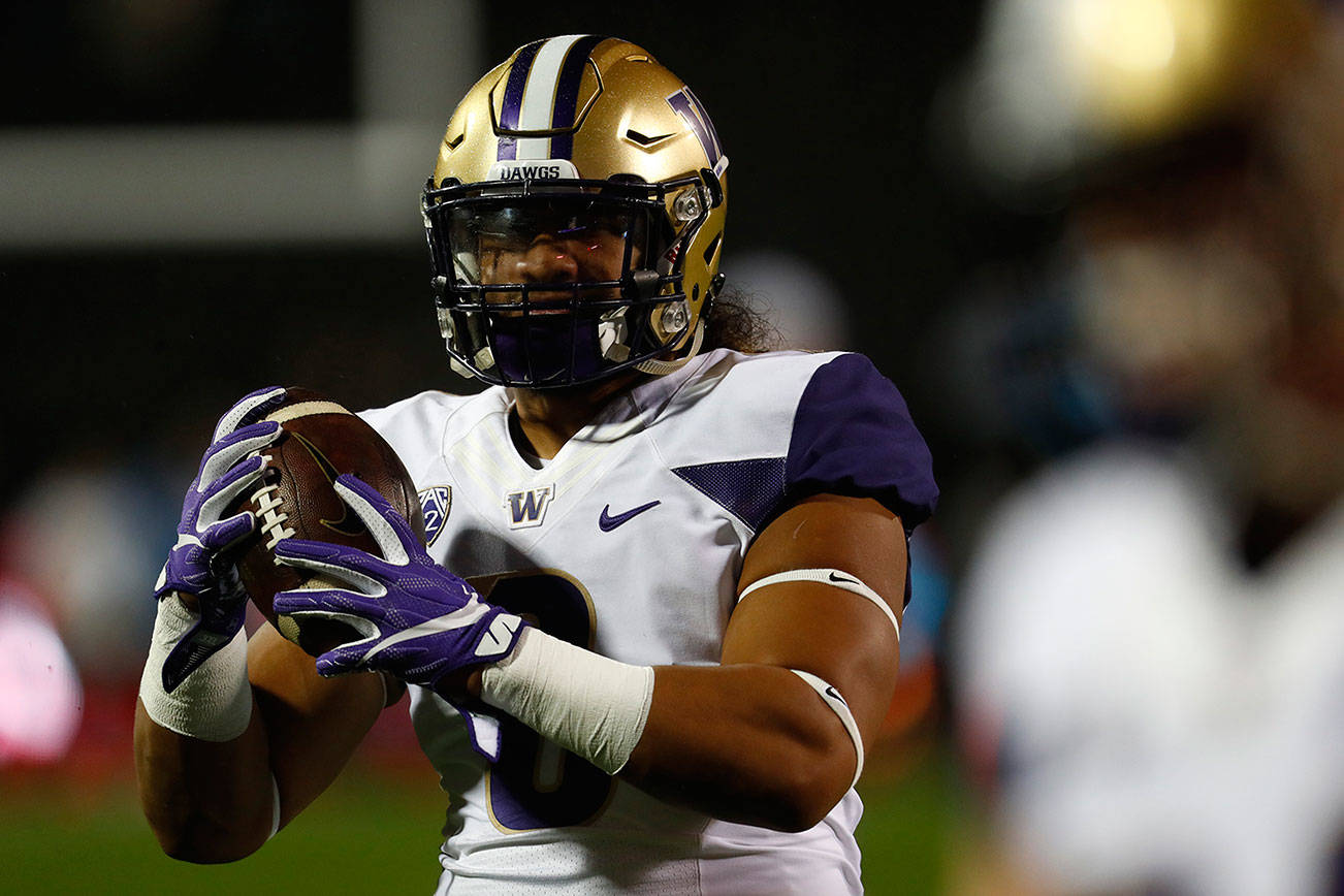 Diet change has positive impact on Huskies linebacker Potoa’e