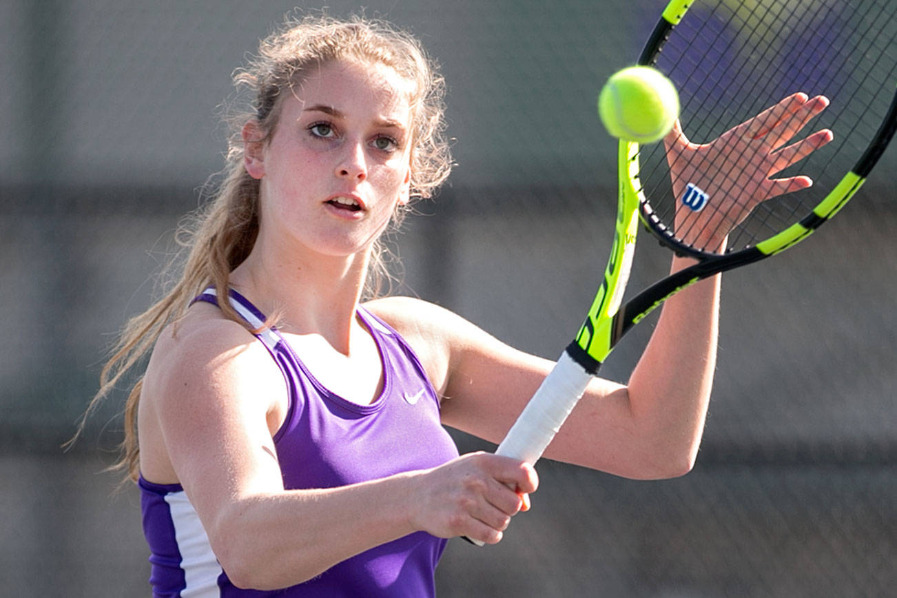 Emily Peterson practices Wednesday afternoon at Lake Stevens High School on March 21, 2018. (Kevin Clark / The Daily Herald)