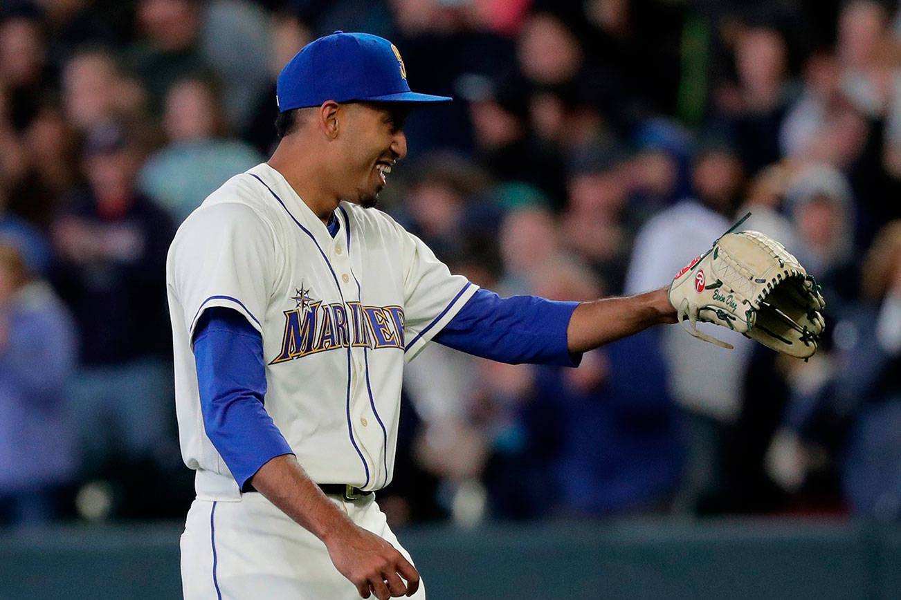 M’s closer Diaz learning to harness emotions better at home