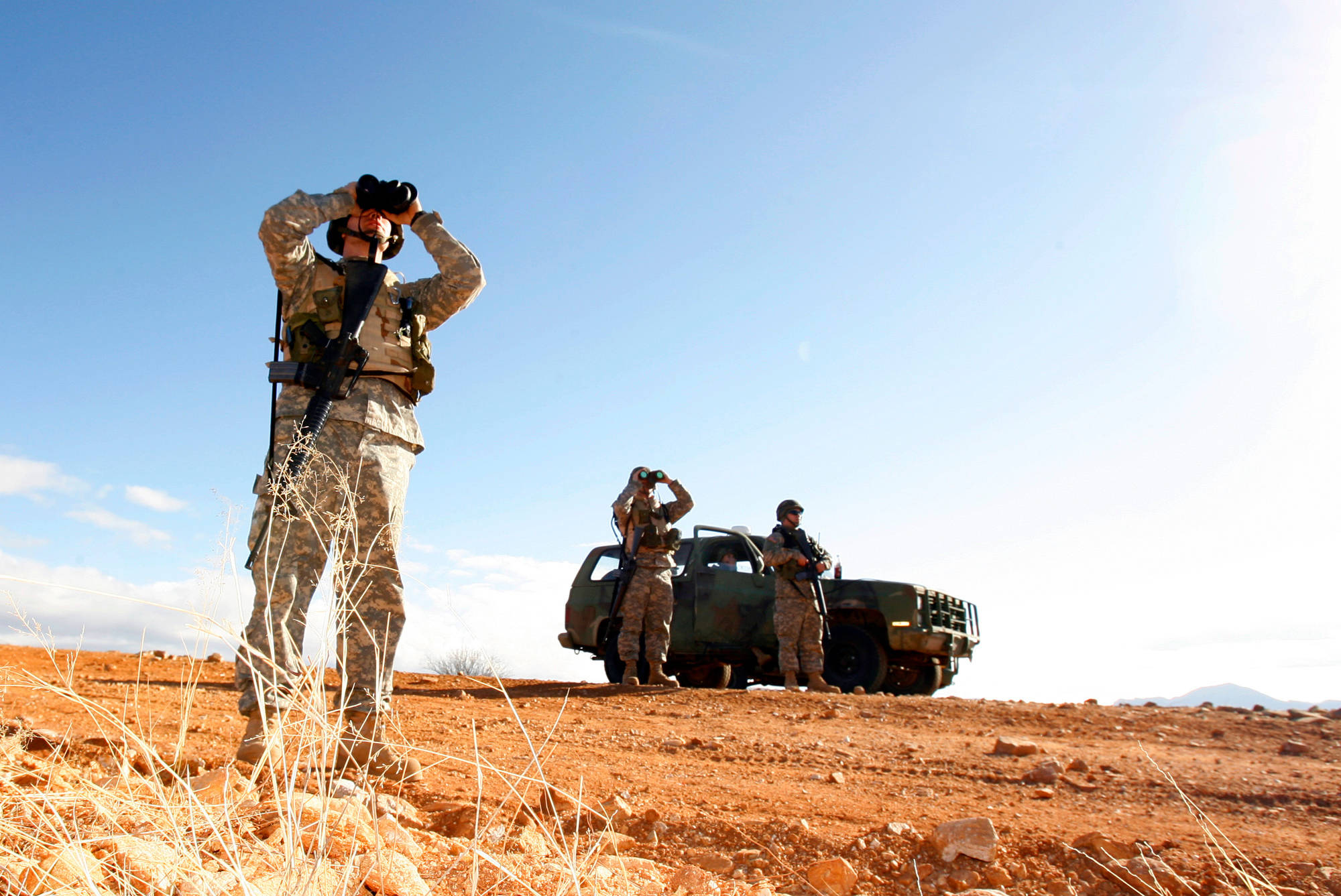 Arizona, Texas send 400 troops to border after Trump’s call