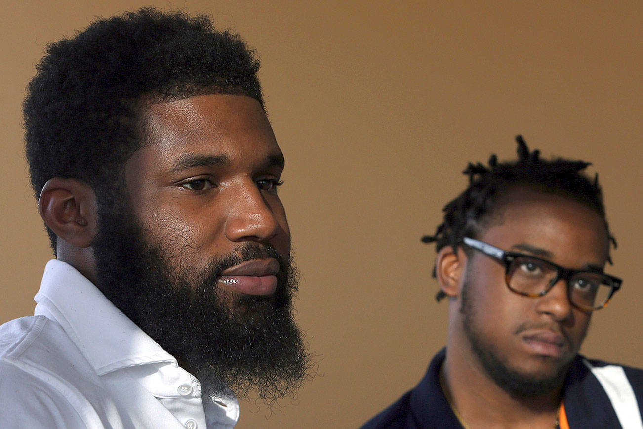 2 black men arrested at Starbucks get an apology from police