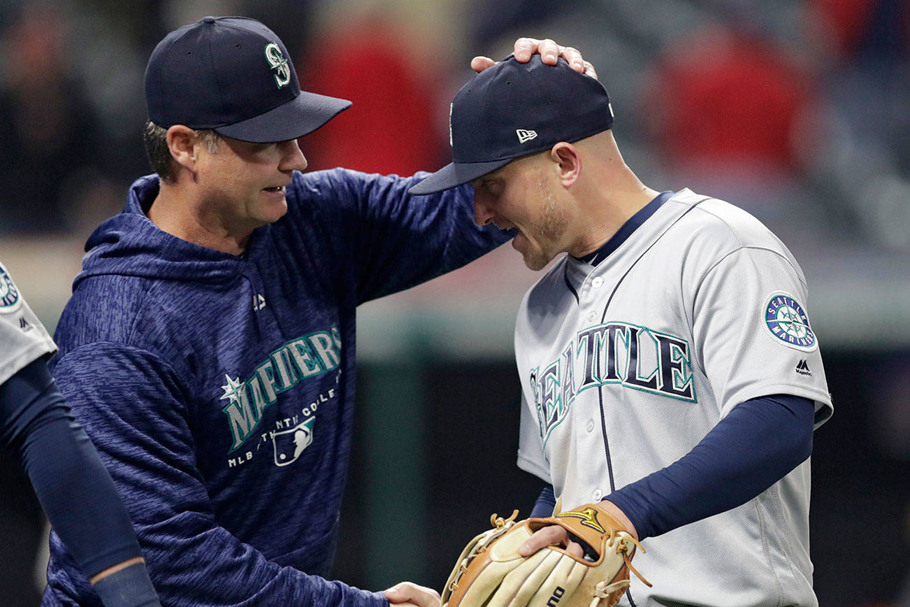Seager’s late hit keys Mariners’ win over Indians