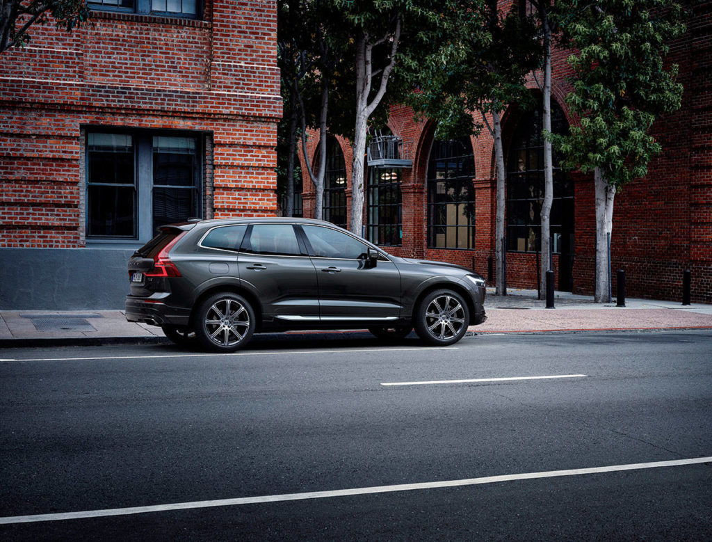 The 2018 Volvo XC60 luxury SUV is a midsize version of the larger XC90 with the same engine choices: T5, T6 and T8. (Manufacturer photo)
