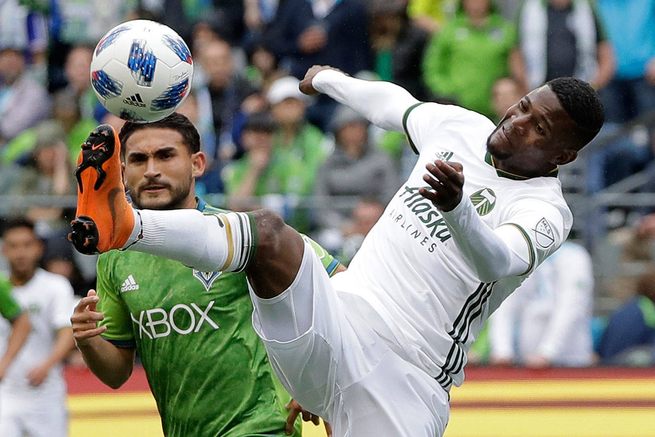 Struggling Sounders fall to Timbers