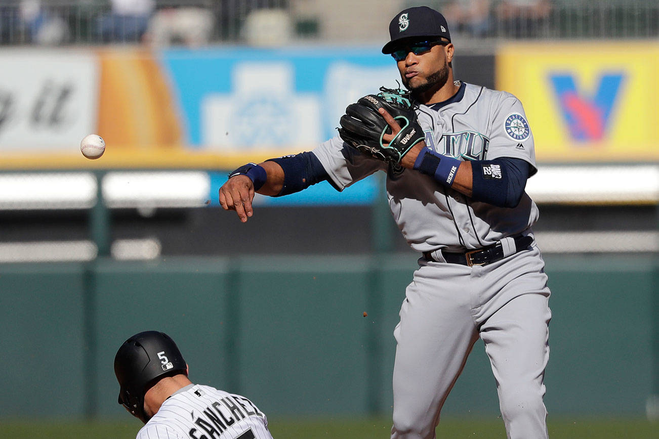 Cano will play multiple positions, Dipoto says