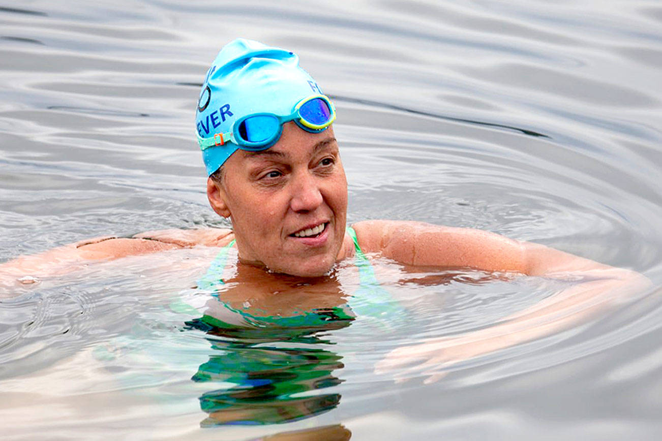 Winds delay Canadian athlete’s Strait of Juan de Fuca swim