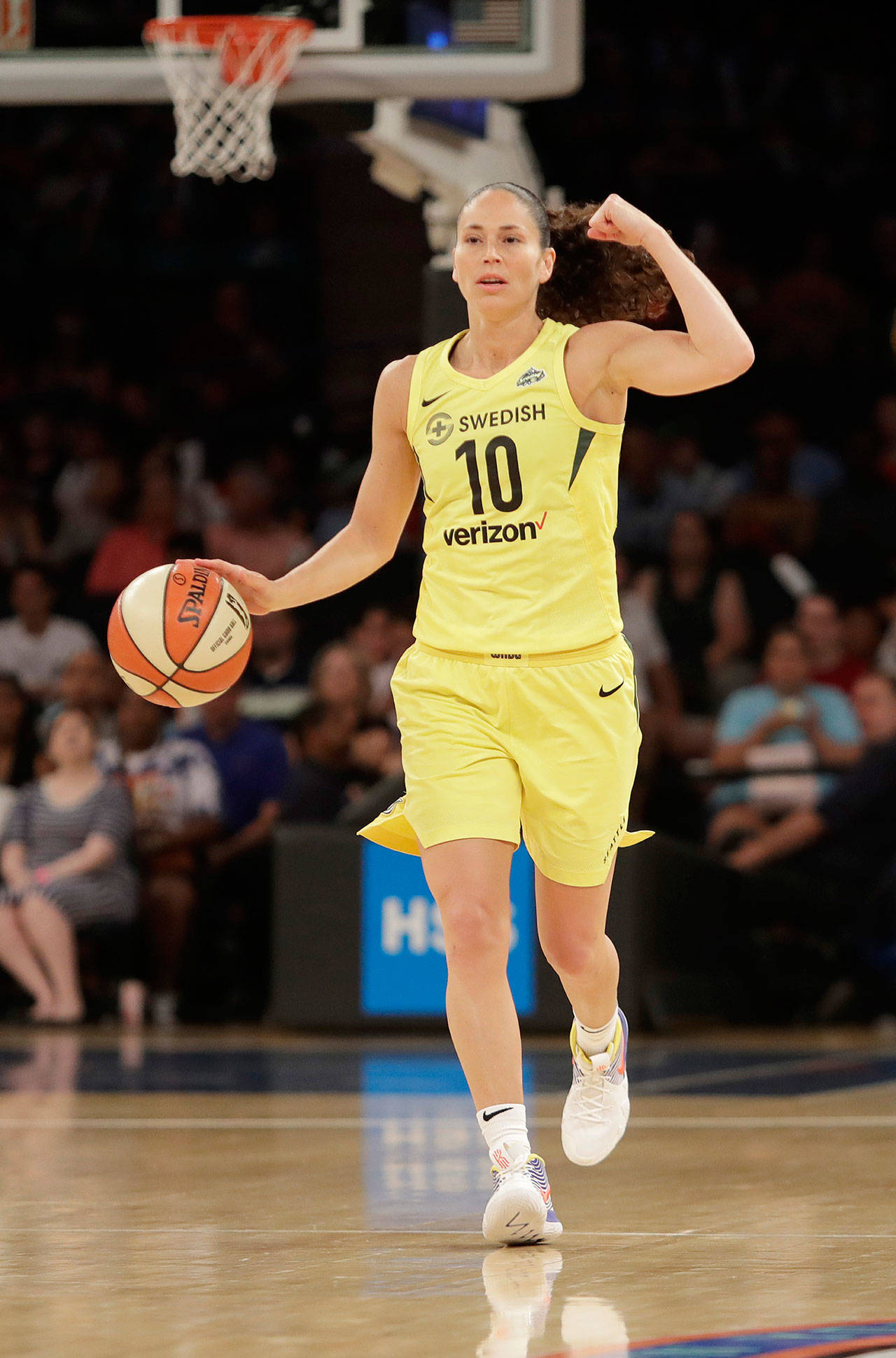 Seattle’s Sue Bird brings the ball upcourt during the Storm’s 96-80 win at New York on Monday. (AP Photo/Mark Lennihan)