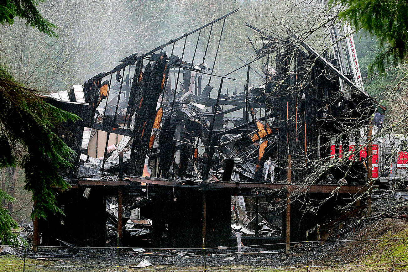 Man admits to killing mom, stabbing dad, setting fire