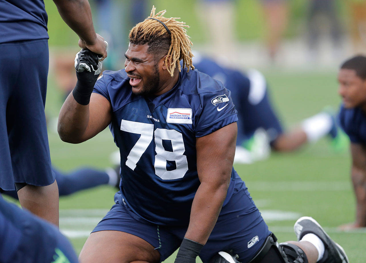 Giants sign new lineman Fluker