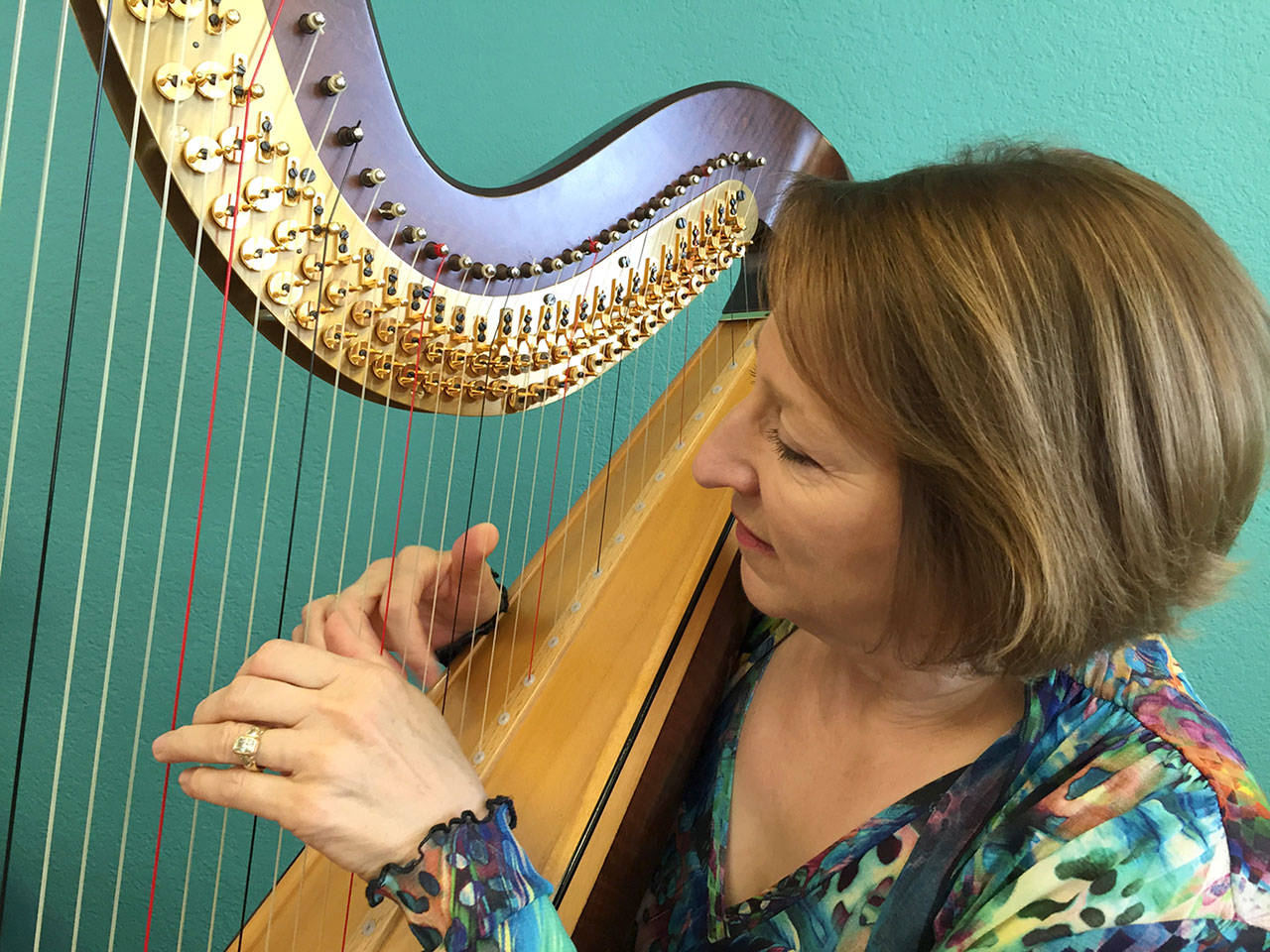 Alison Austin is the featured harpist for Pacific Chamber Orchestra’s opening concert Sept. 30 at Trinity Episcopal Church in Everett. (Pacific Chamber Orchestra)