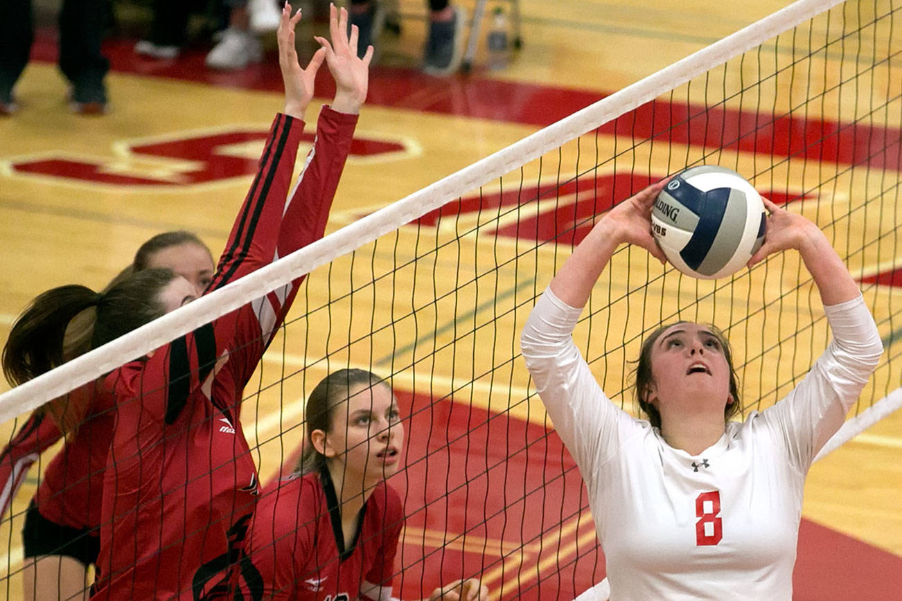 Snohomish volleyball stays perfect, closes in on Wesco 3A crown (video)