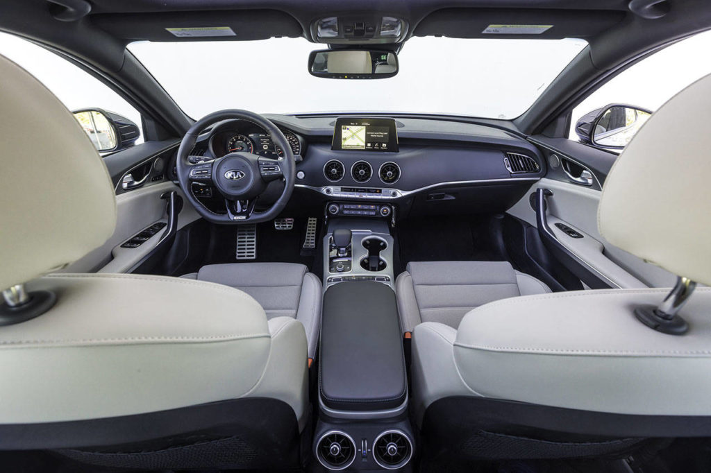 Android Auto and Apple CarPlay smartphone integration, a Harman Kardon premium audio system, and a UVO eServices infotainment system are standard on the 2018 Kia Stinger GT2 model. (Manufacturer photo)
