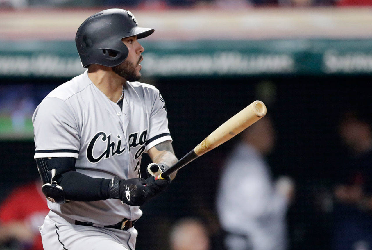 Chicago’s Omar Narvaez hits a single in the sixth inning of a Sept. 19 game in Cleveland. (AP Photo/Tony Dejak)