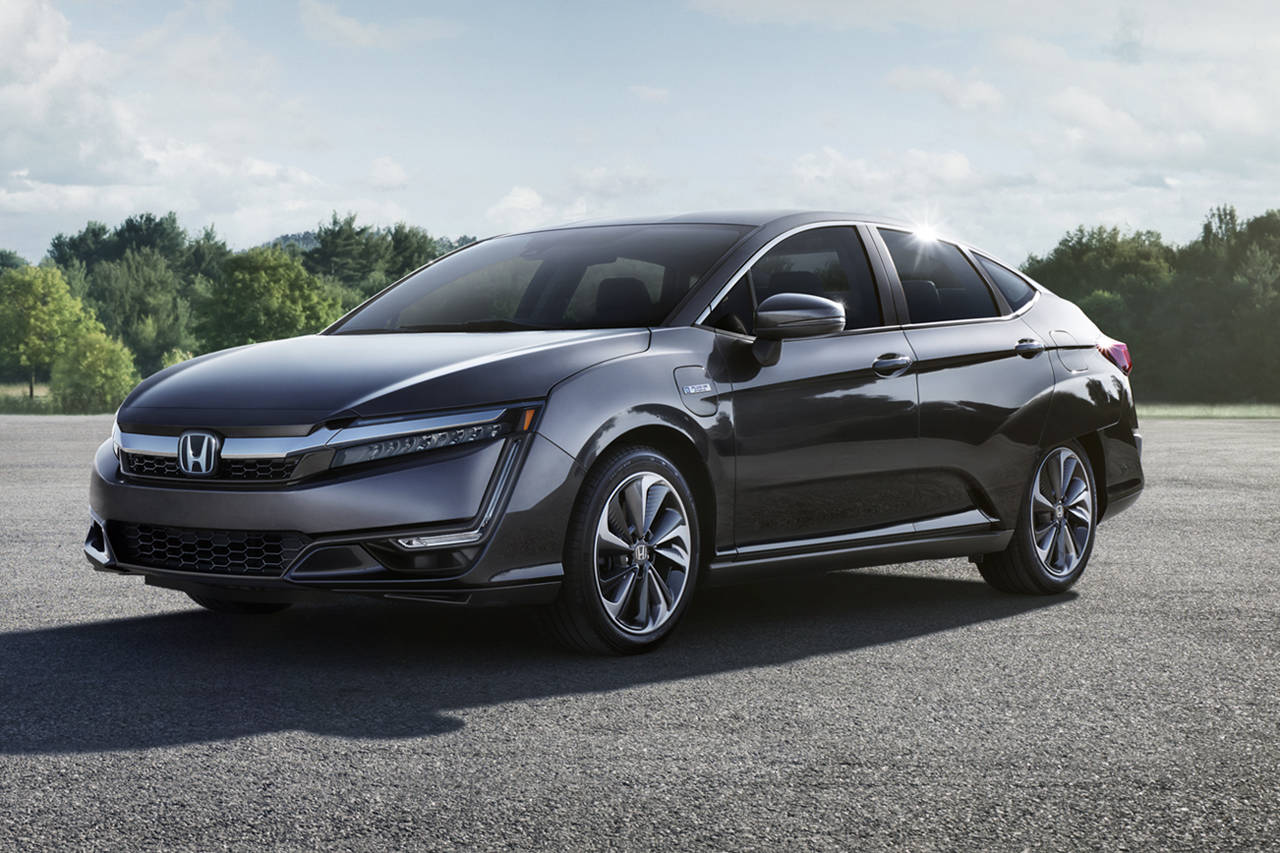 2018 Honda Clarity: 42-miles-per-gallon hybrid