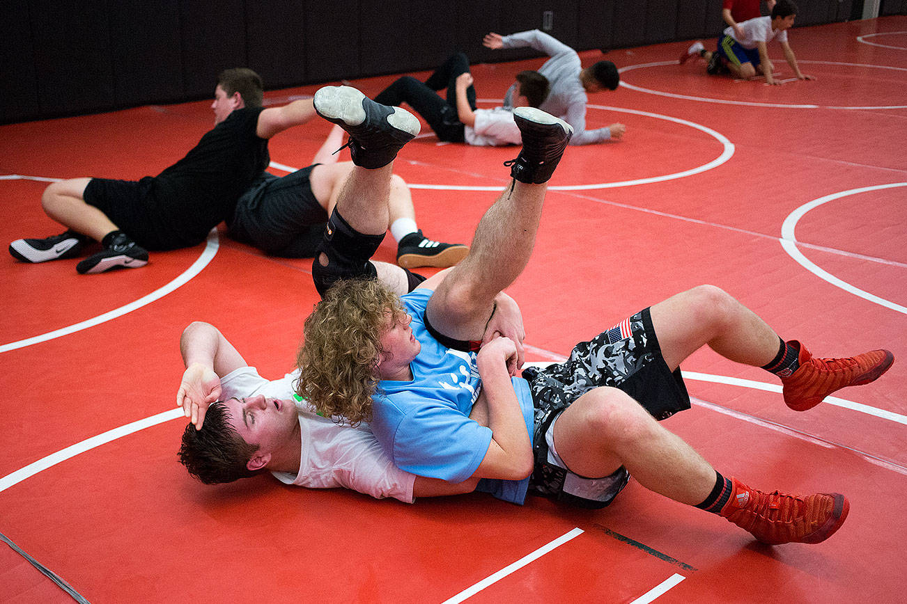 Prep wrestling preview: Snohomish boys ‘ready to take on anyone’