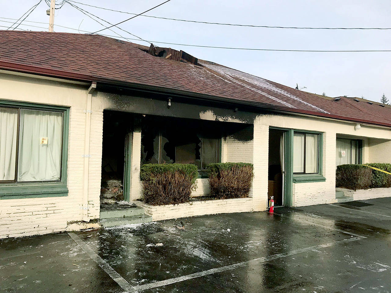 A woman was seriously hurt when a motel caught fire Friday in Edmonds. (South County Fire and Rescue)