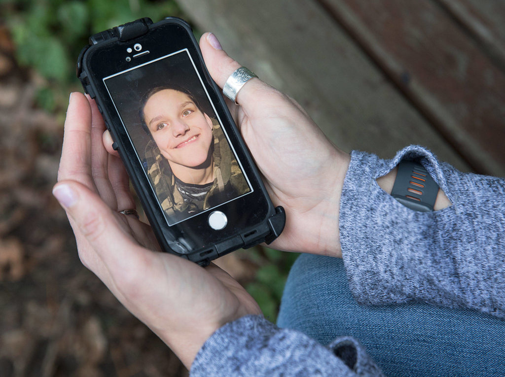 During the shutdown, Anna Kagley has had to balance caring for her son, Ethan, who has been in intensive care following a spinal surgery, while applying for unemployment. “I want to focus on Ethan right now, and not filling out forms.” (Lizz Giordano / The Herald)
