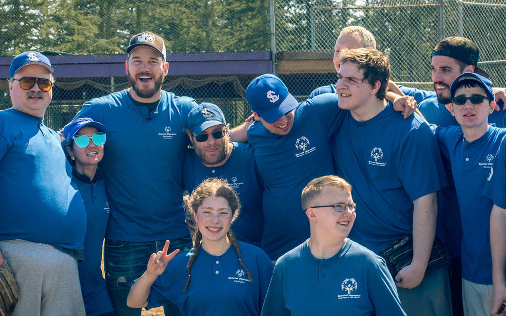 Chris Pratt visited with Lake Stevens Special Olympics athletes in 2018. He raised more than $500,000 for Special Olympics Washington in a raffle. (GreaterGood)
