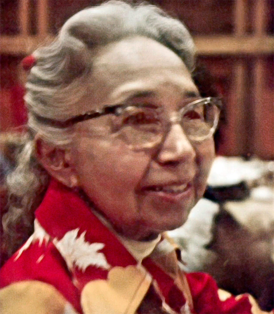 Harriette Shelton Dover in her later years helped educate younger tribal members about their history and culture. (Tulalip Tribes Hibulb Cultural Center)
