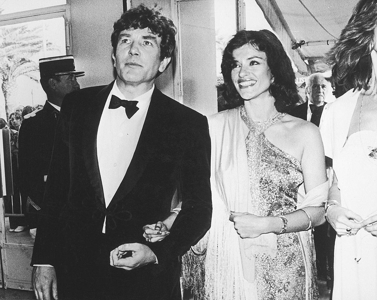Actor Albert Finney, seen here in 1979 with his girlfriend at the time, actress Diana Quick, was a five-time Oscar nominee. (Getty Images/TNS)