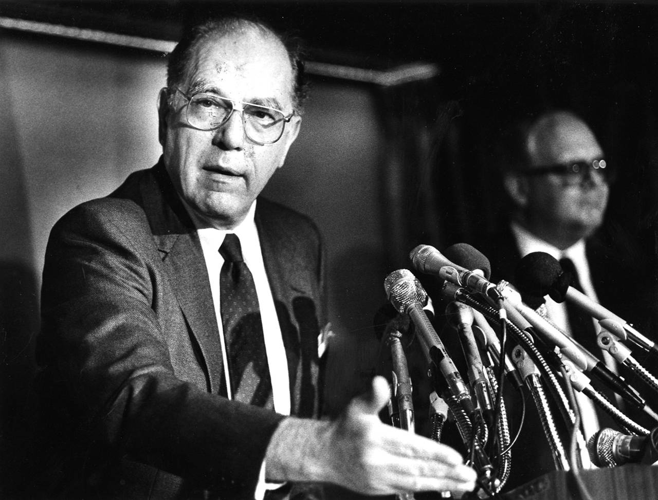 Lyndon La Rouche speaks at a news conference in 1988. (Joel Richardson/Washington Post)