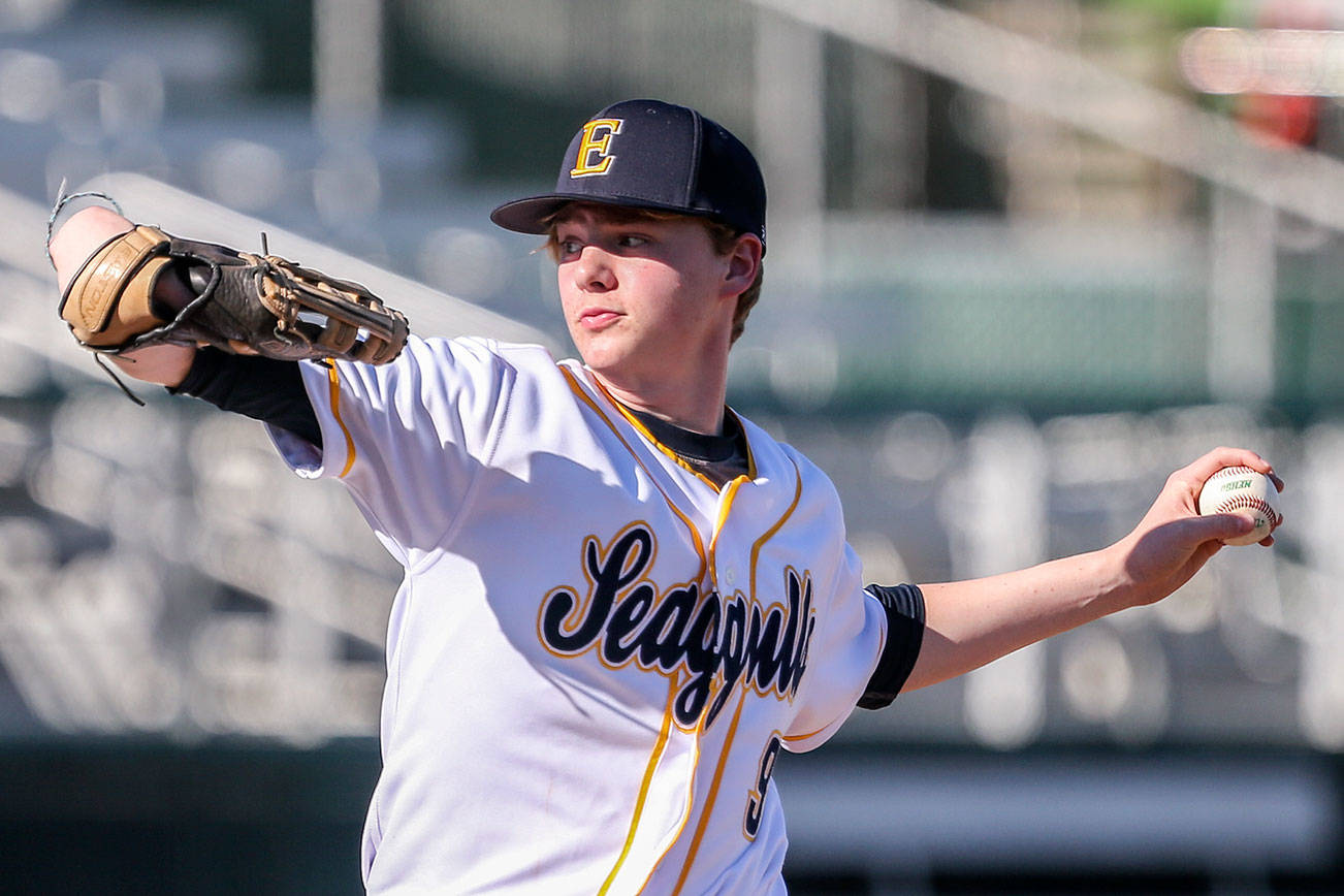 Everett High School baseball happy to be home