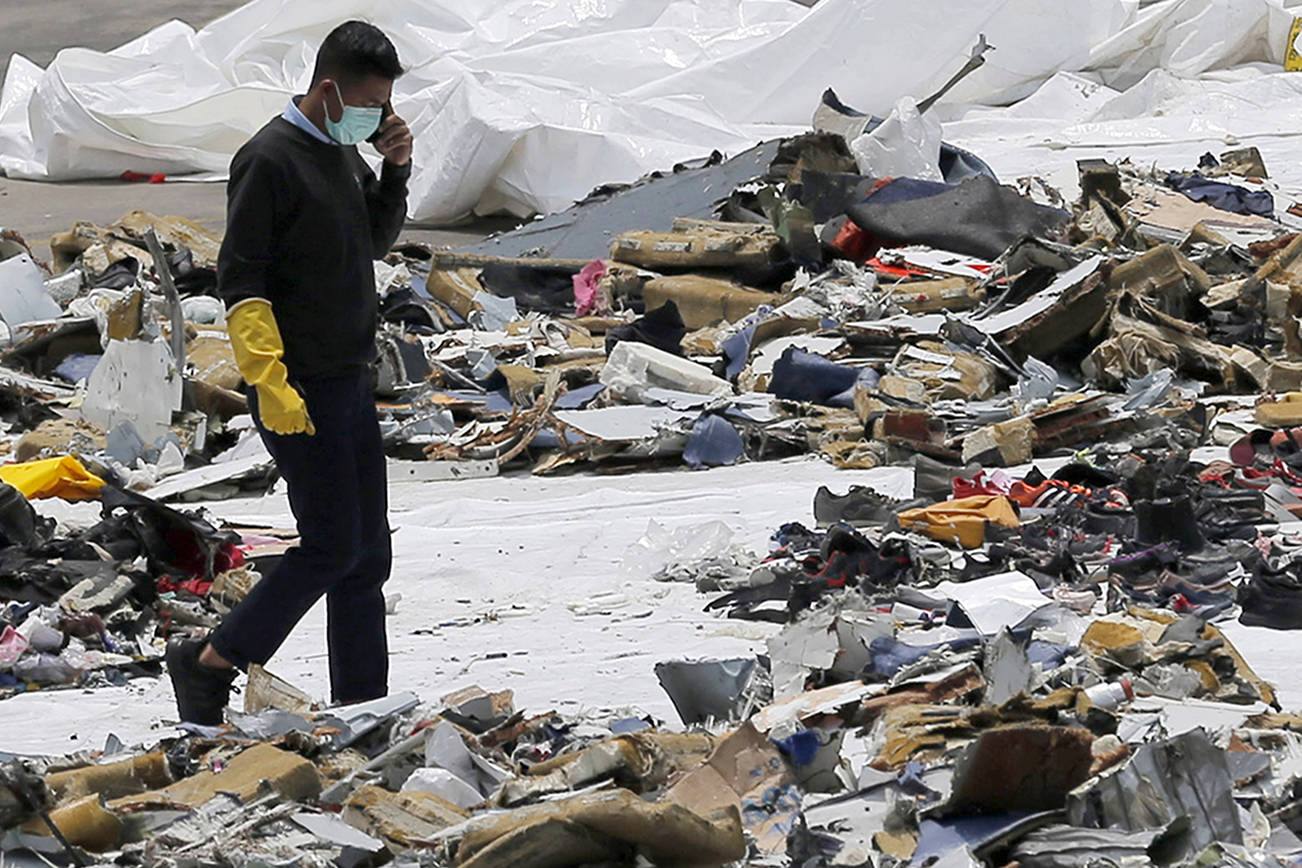 Pilot who hitched a ride saved Lion Air 737 day before crash