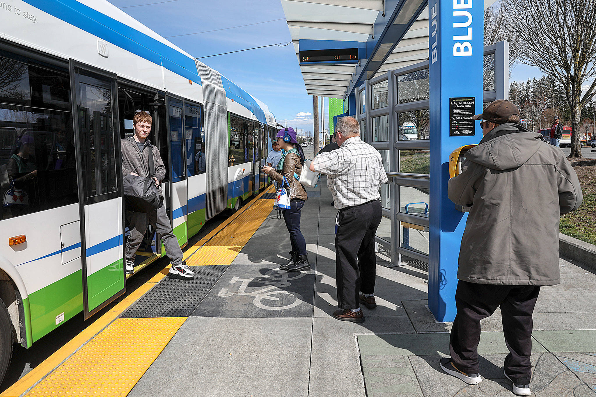 How tolerable is the transfer between Community Transit’s Swift Green and Blue lines? Not too bad for this rider. (Lizz Giordano / The Herald)