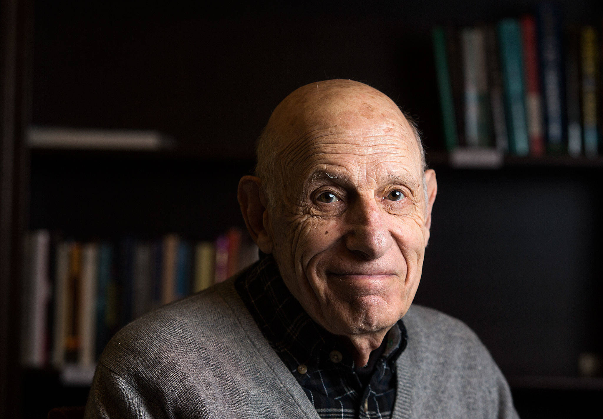 David Zinman, 88, of Mill Creek, wrote a story called “A Ten-Cent Plaque” about a dime-store gift he gave to his mom, Florence, on Mother’s Day when he was a boy. He found it in a drawer along with her valuables many years later. (Andy Bronson / The Herald)