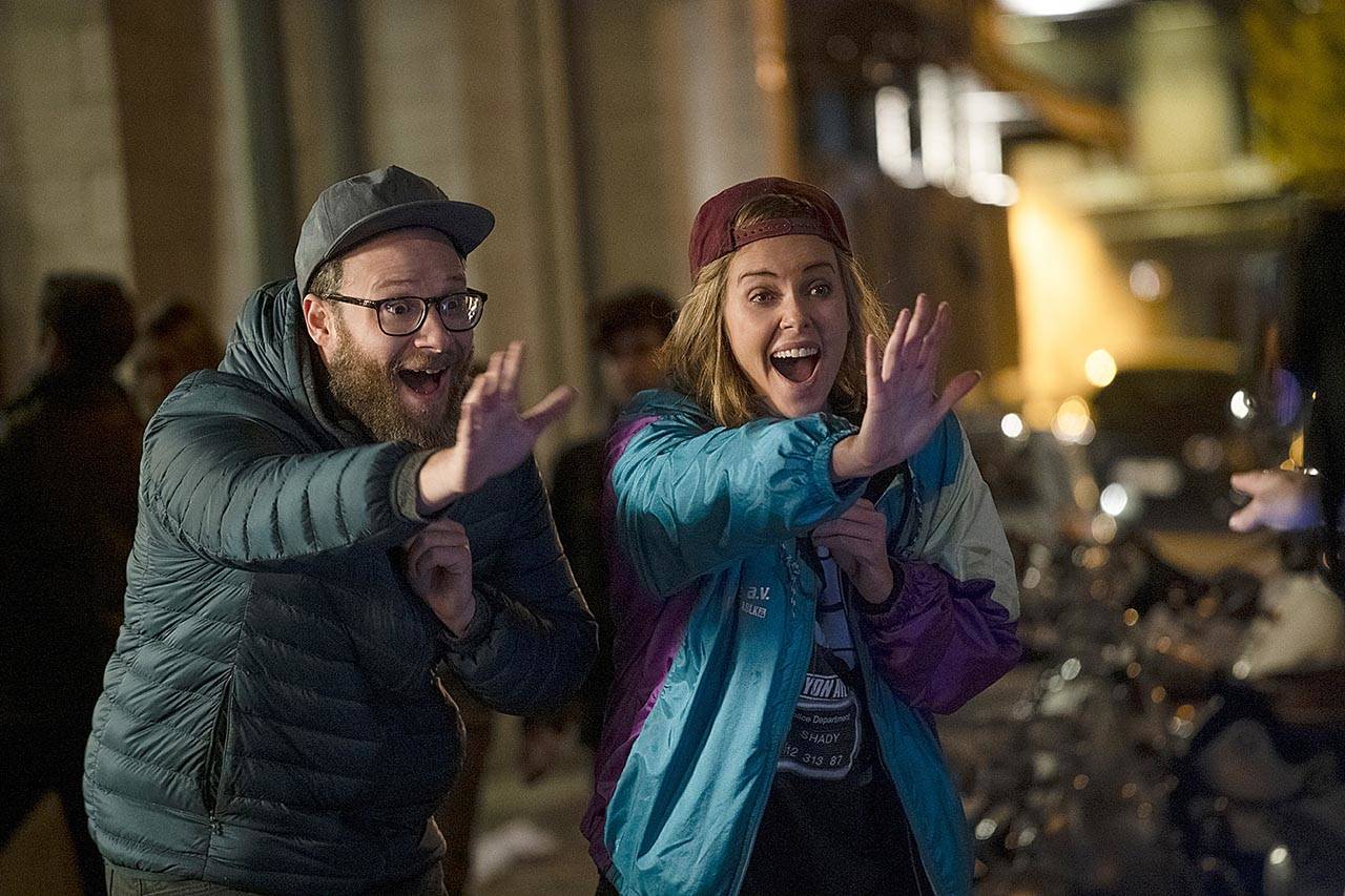 Charlize Theron and Seth Rogen play an unlikely couple (she’s the secretary of state, he’s Seth Rogen) in “Long Shot.” (Lion’s Gate Entertainment)