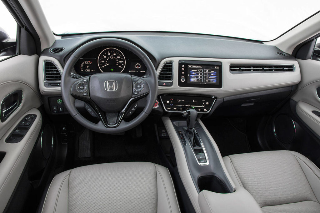 A new audio display in the 2019 Honda HR-V includes a 7-inch touchscreen, and Android Auto and Apple CarPlay capability. The Touring model’s interior is shown here. (Manufacturer photo)
