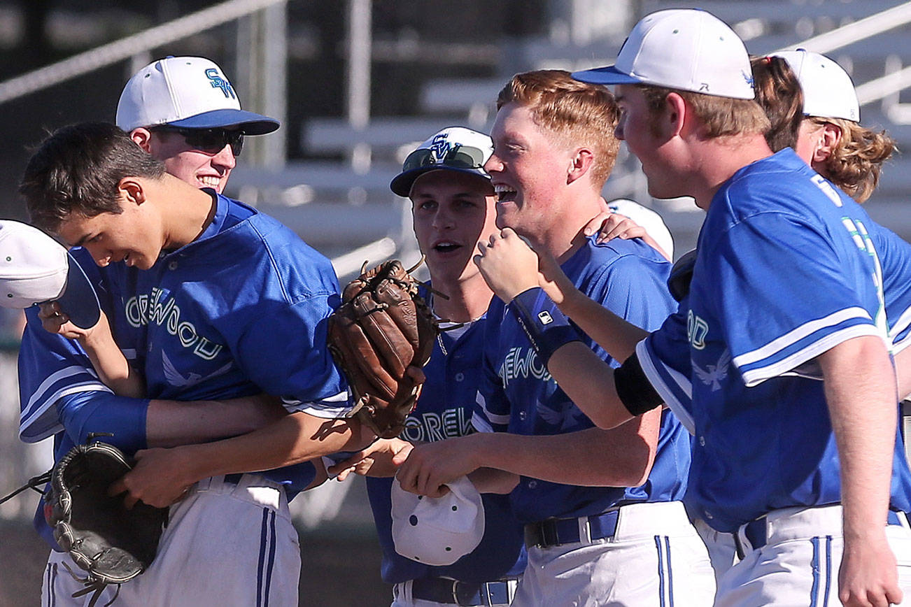 Shorewood stuns Arlington in district baseball semifinals