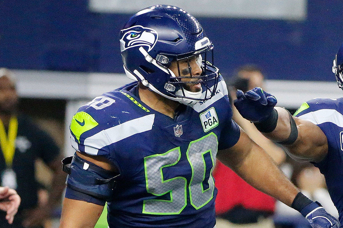 Thiel: Seahawks’ Wright surprised to still be on team