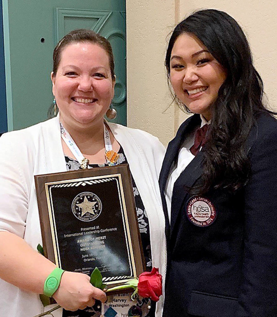 Kirsten Harvey with HOSA Executive Council President Vivian Do. (Everett Public Schools)
