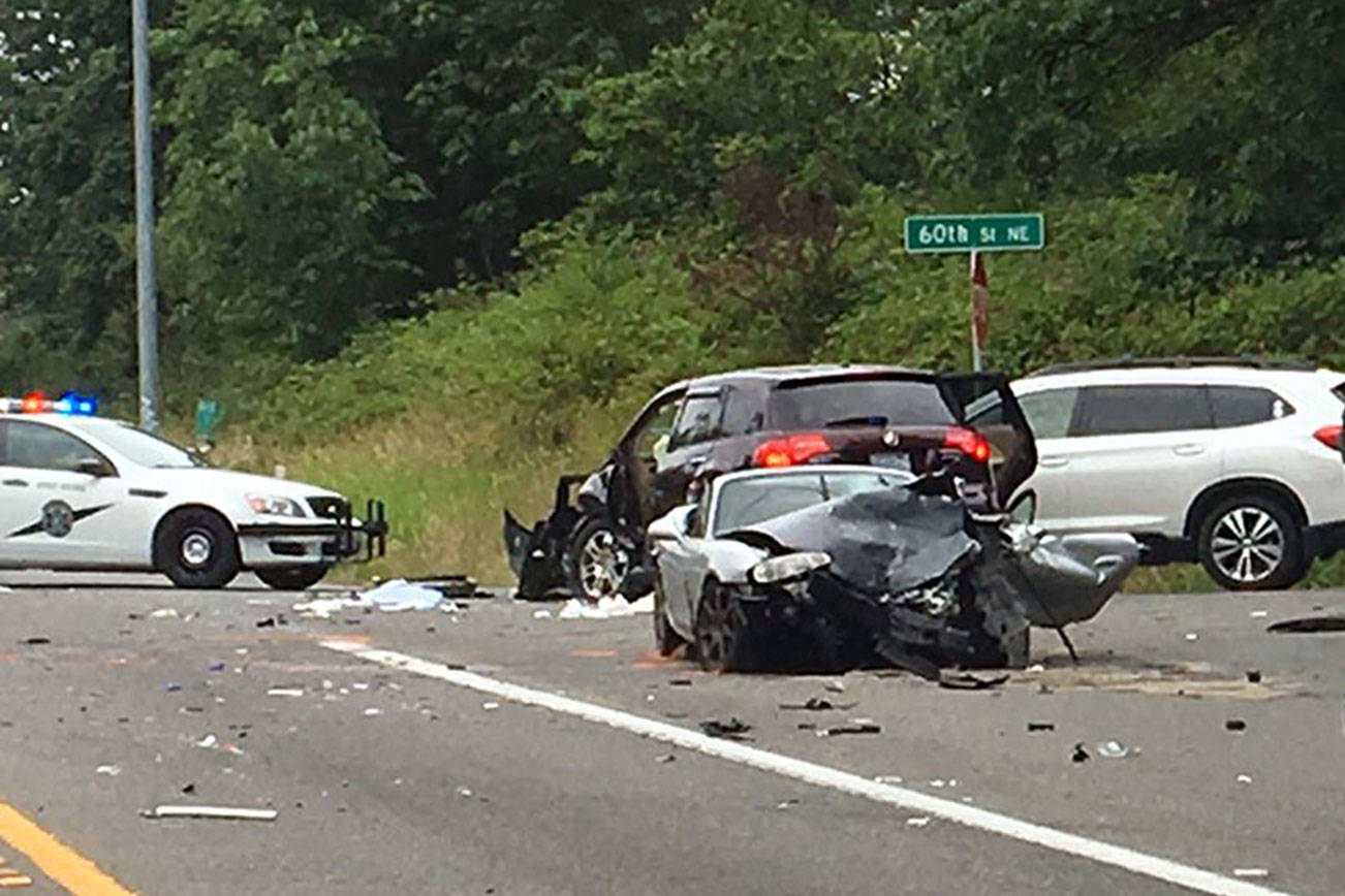 4 hurt in 4vehicle crash on highway east of Marysville