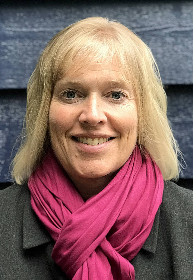 Four candidates look to succeed Edmonds School Board leader